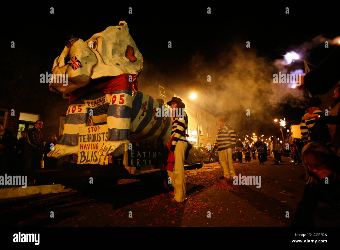 Lewes Bonfire Night, 5 novembre 2005 (400e anniversaire) Banque D'Images