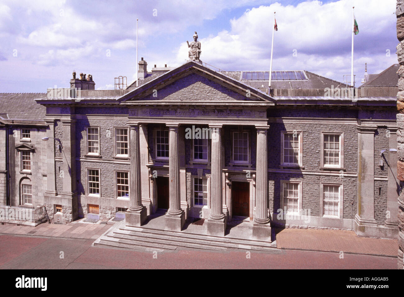 CAERNARFON GWYNEDD COUNTY HALL WALES UK Banque D'Images