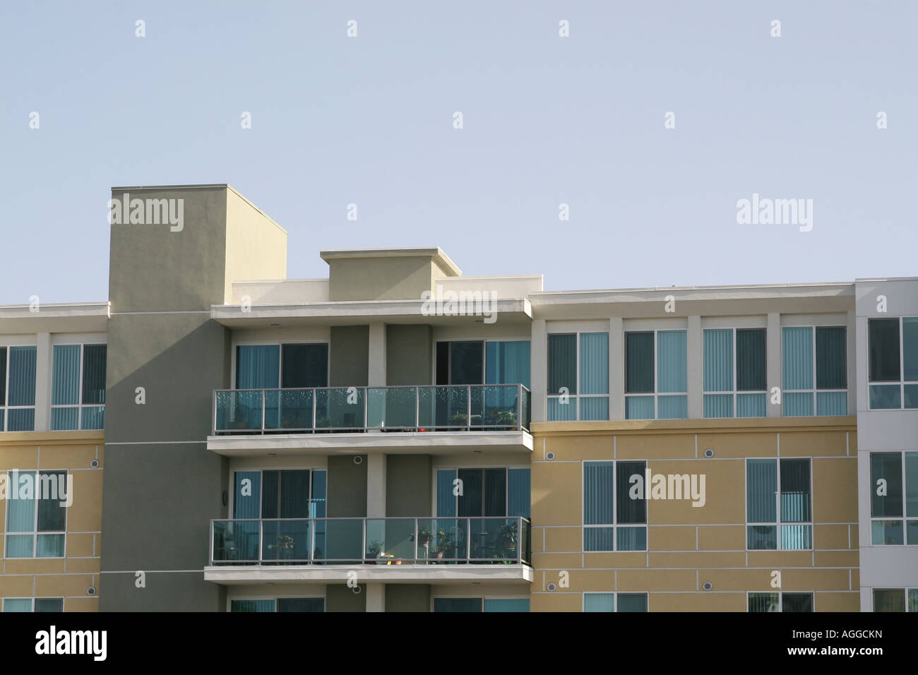 Condos de luxe et appartements sont populaires avec ceux qui en ont les moyens indiqués ici en Californie du sud Banque D'Images