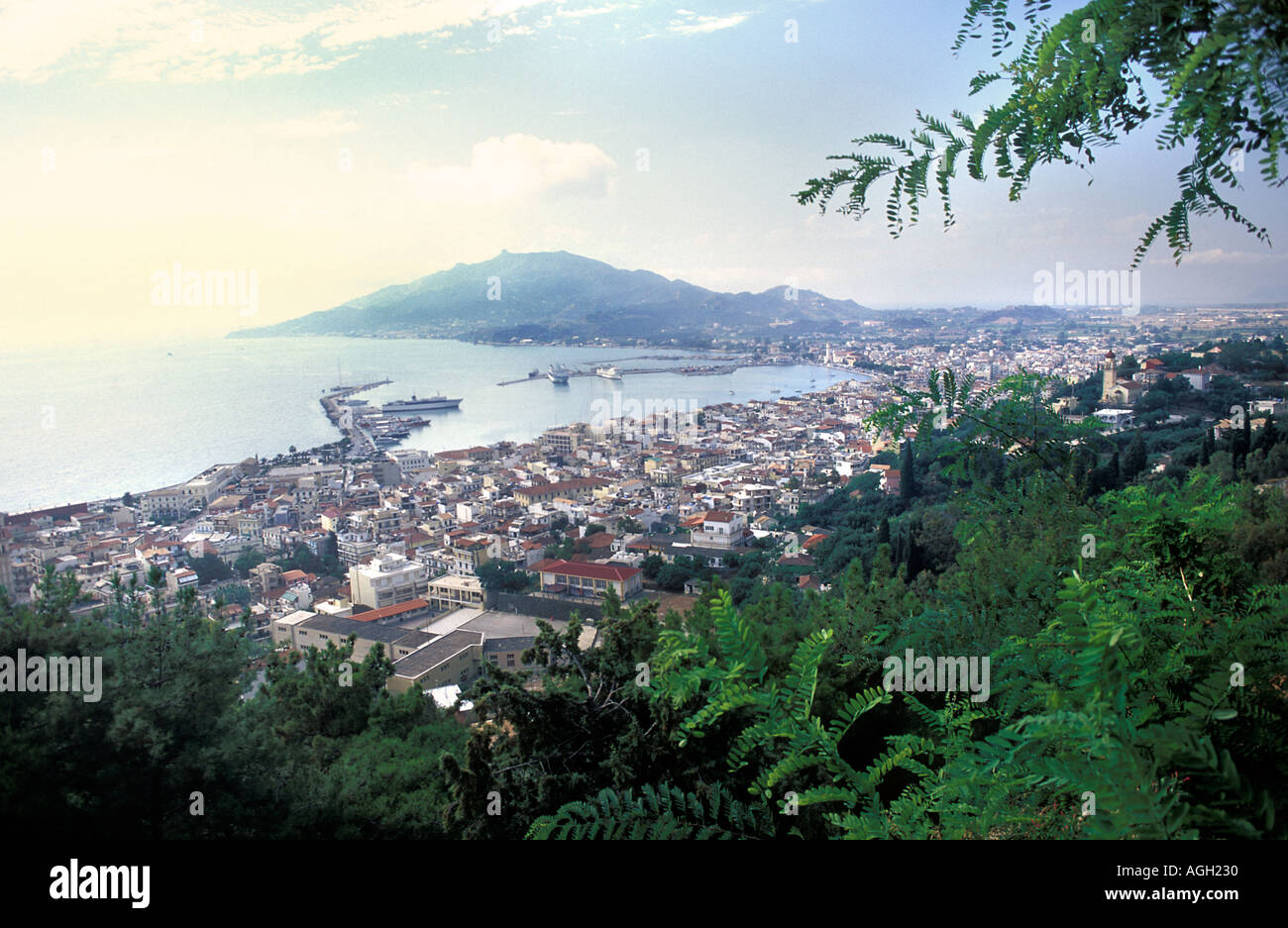 Vue de la ville de Zakynthos à partir de l'affût de Bochali vue panoramique mer Méditerranée Îles Ioniennes Grèce Europe Banque D'Images