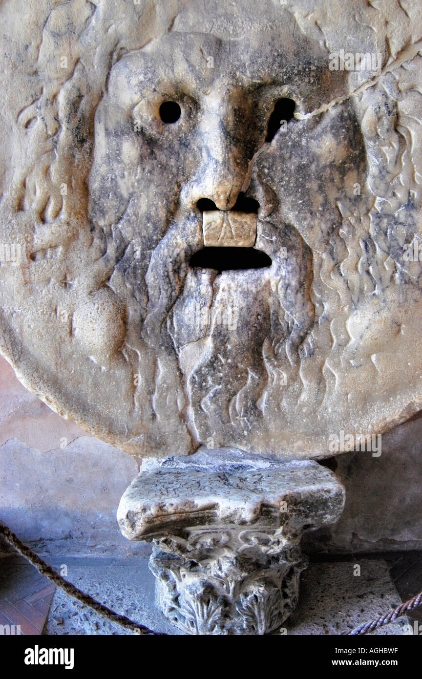 Célèbre relique, la Bocca della Verita, bouche de la vérité, Rome, Italie Banque D'Images