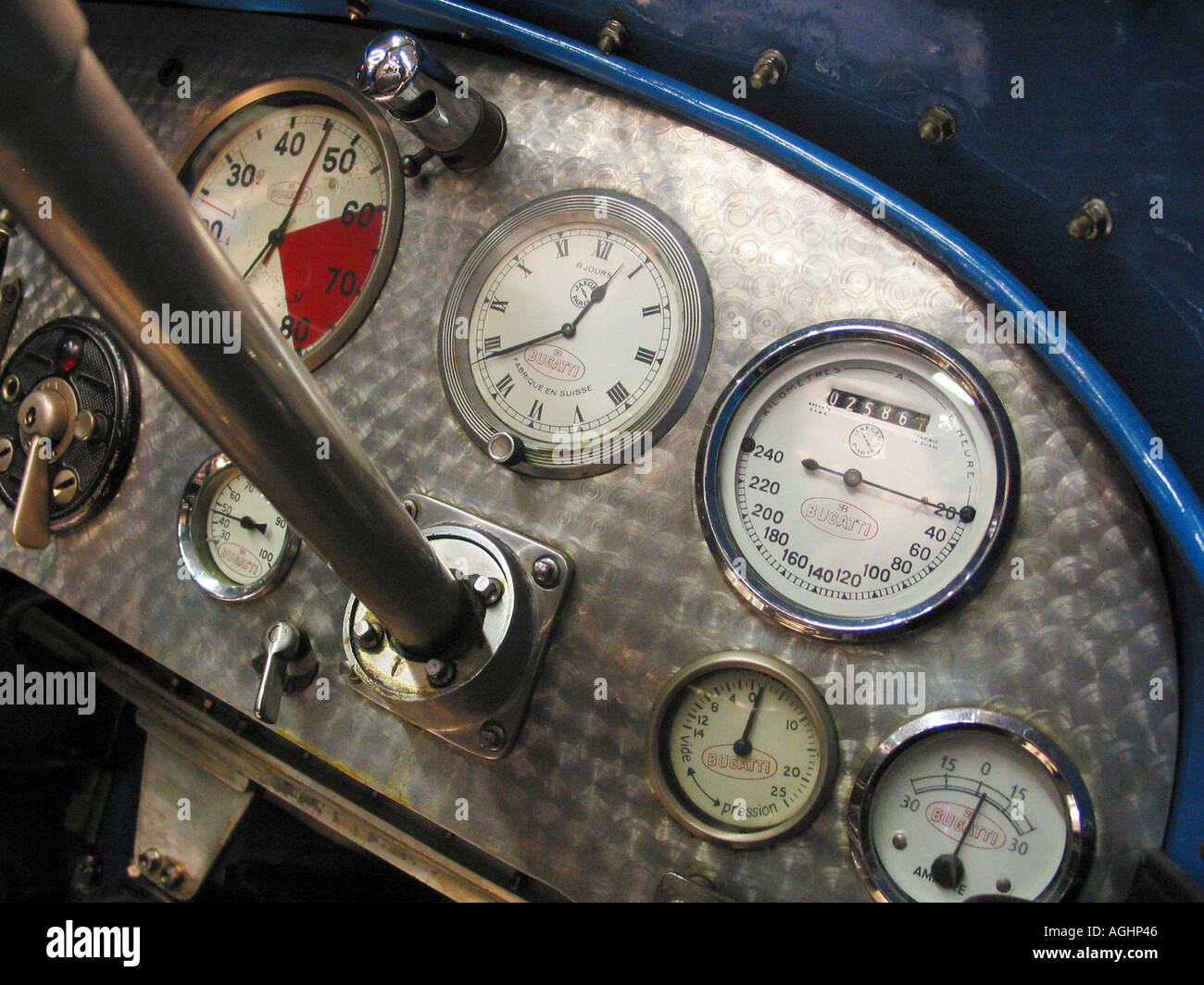 Tableau de bord de voiture de sport Bugatti classique Banque D'Images