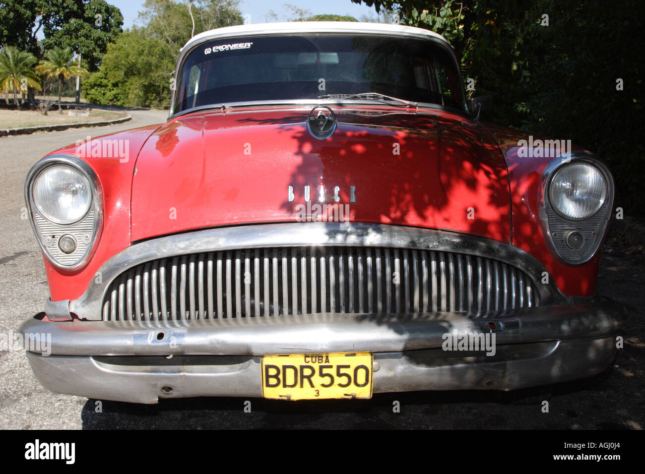 Classic car buick grille Banque de photographies et d’images à haute ...