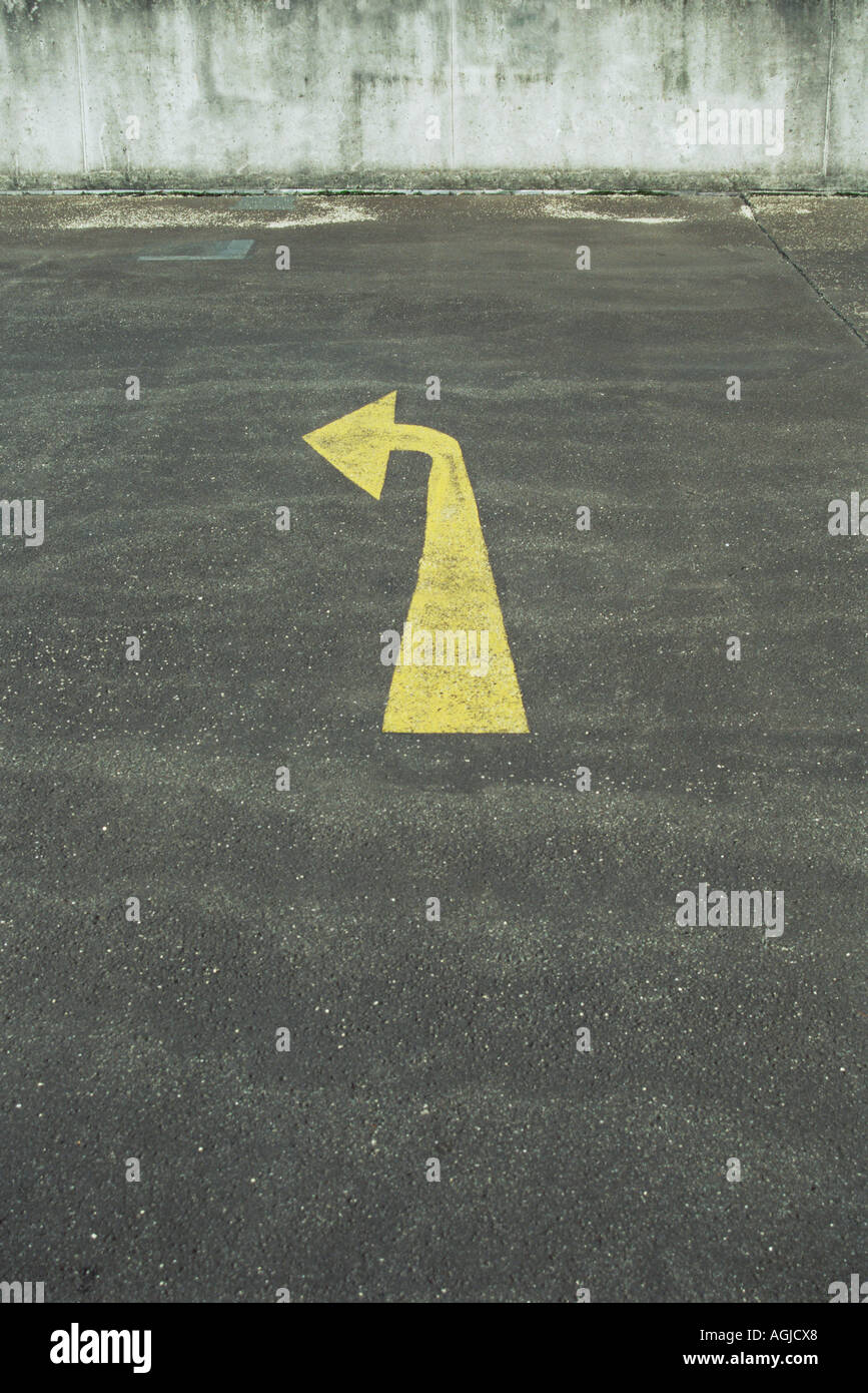 Tournez à gauche panneau de flèche Banque D'Images