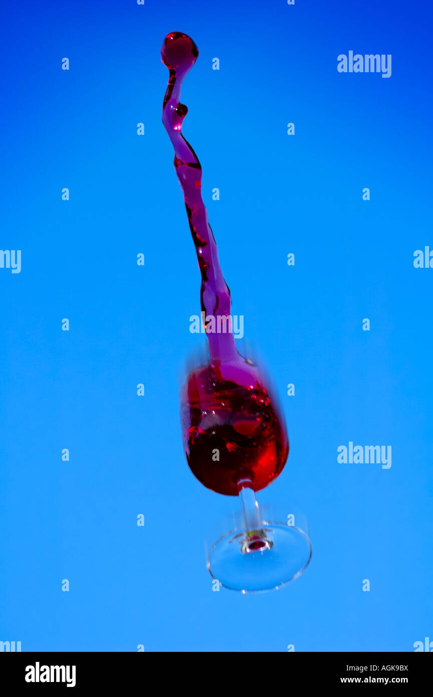 Chute de verre Photo Stock - Alamy