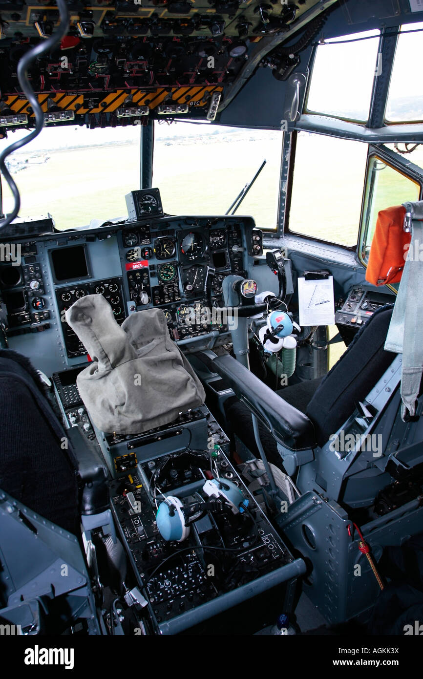 Poste de pilotage de l'Hercules C-130K Banque D'Images