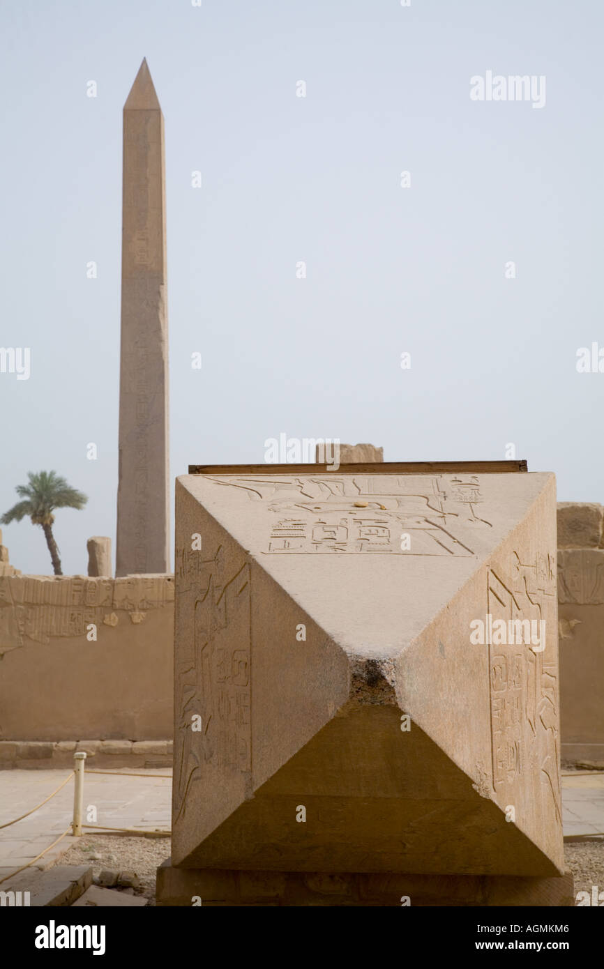 Les obélisques de Karnak Temple Égypte Banque D'Images