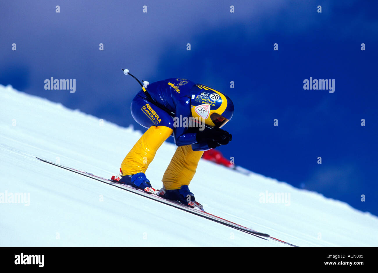 Skieur de vitesse en course Les Arcs France Banque D'Images