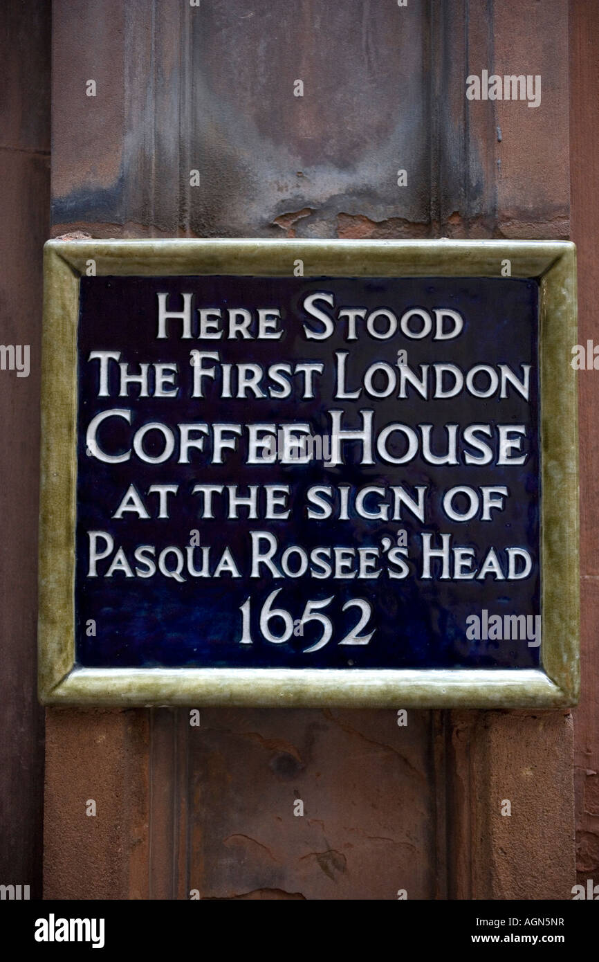La première plaque de Maison du Café de Londres à l'extérieur de la Jamaica Wine House St. Michaels Alley London Banque D'Images