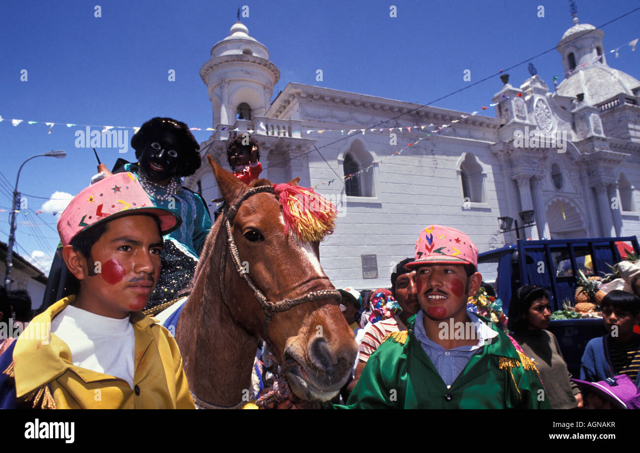 Latacunga Equateur Les gens de procession de la Vierge Noire Banque D'Images