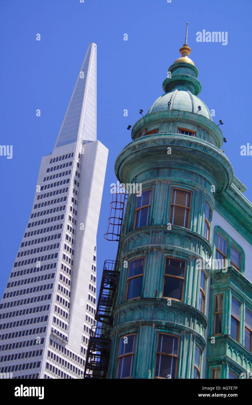 La Transamerica Pyramid et tour sentinelle, San Francisco Banque D'Images