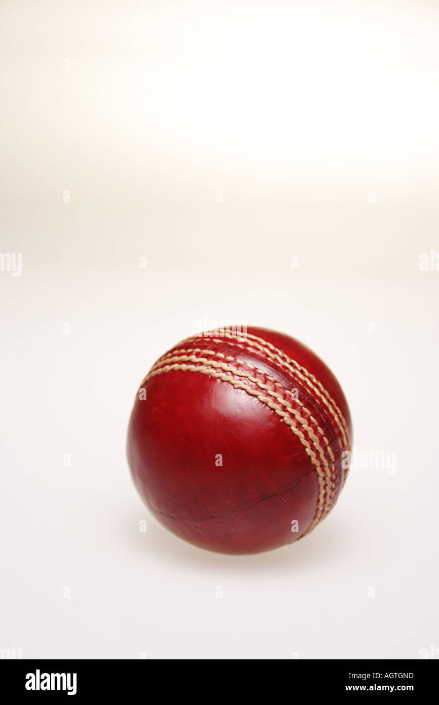 Une balle de cricket VDA79695 Banque D'Images