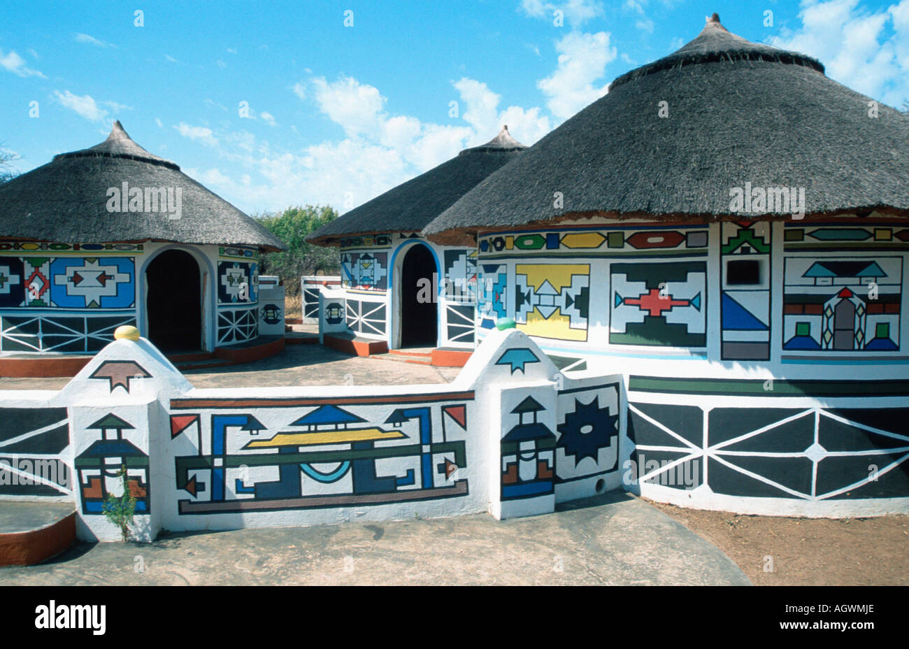 N'debele village / Ndebele-Dorf Banque D'Images