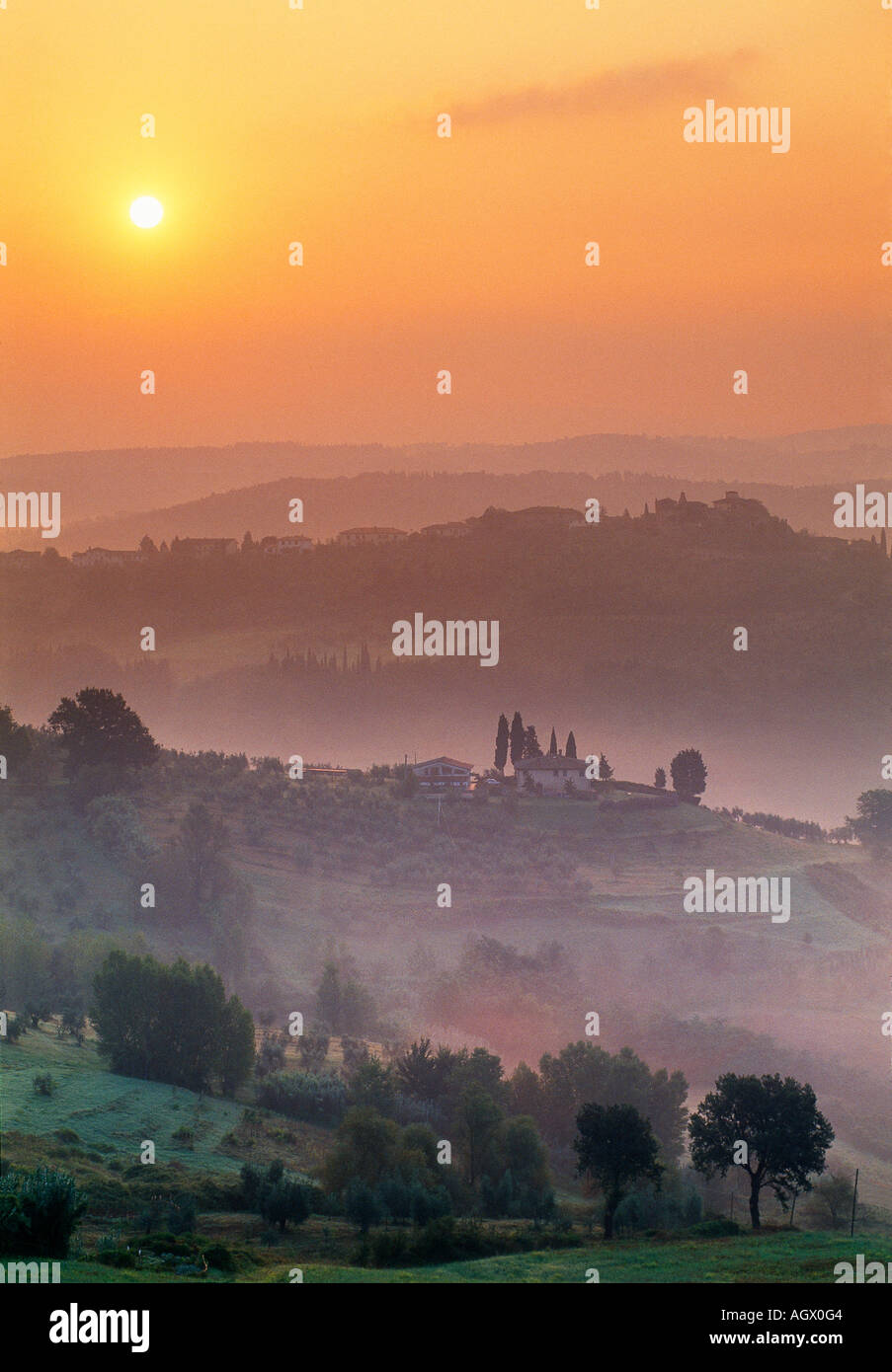 Misty nr Barberino Val d Elsa région du Chianti Toscane Italie Banque D'Images