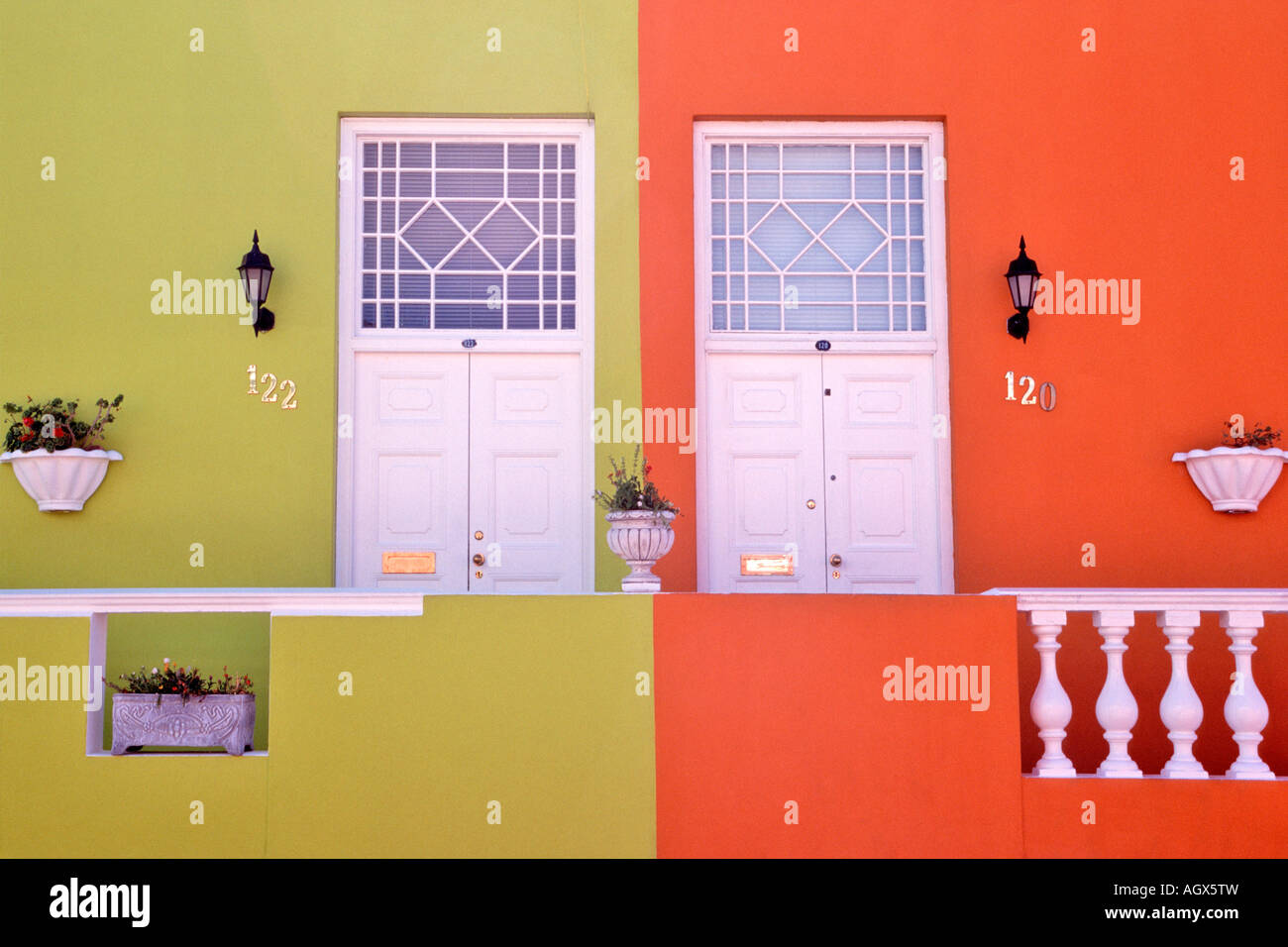 Les murs des maisons pastel colorés dans le quartier de Malay (également connu sous le nom de Bo-Kaap) à Cape Town Afrique du Sud. Banque D'Images