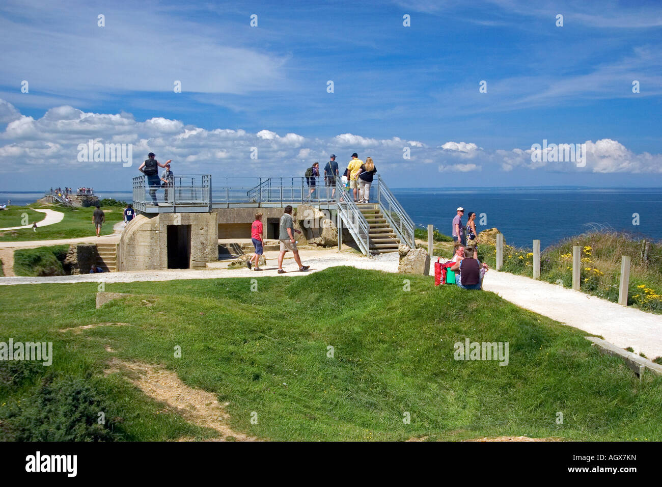 Bunkers allemands à la Pointe du Hoc, sur la côte de la Normandie, dans le nord de la France Banque D'Images