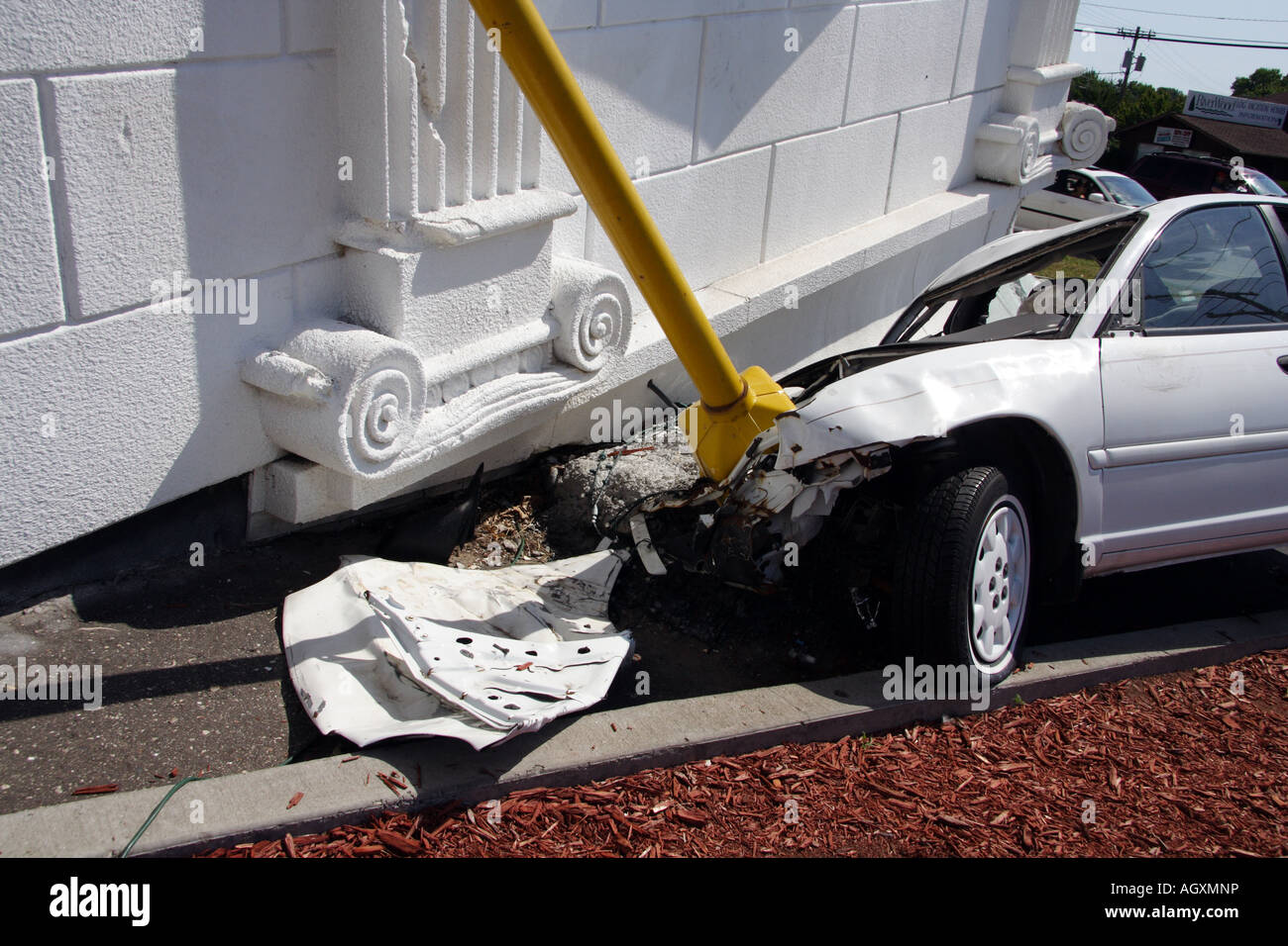 Top Secret L Attraction De La Maison Blanche A Wisconsin Dells Voiture Fracassees Photo Stock Alamy