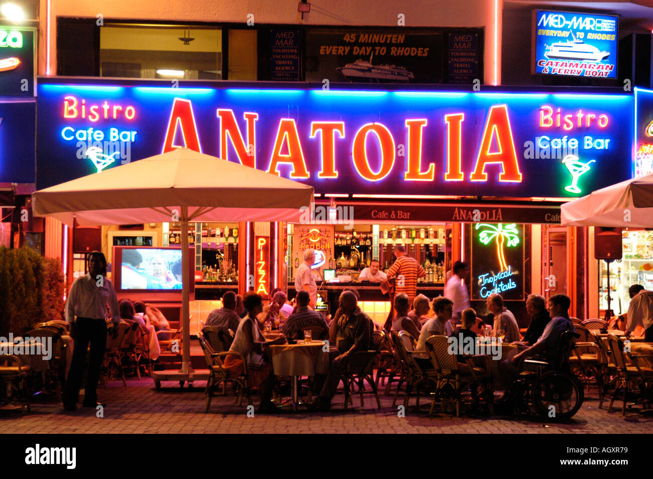 Cafe bar au bord de l'Anatolie Turquie Marmaris Banque D'Images