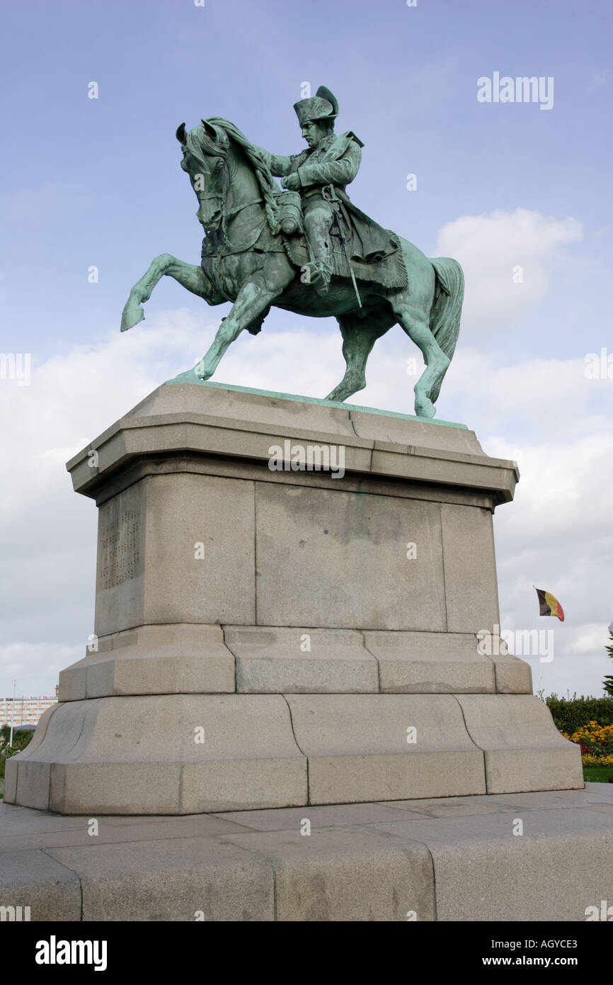 Grande Statue Napoléon Bonaparte à Cheval – Bronze Et Marbre – Art Déco 6.7kg