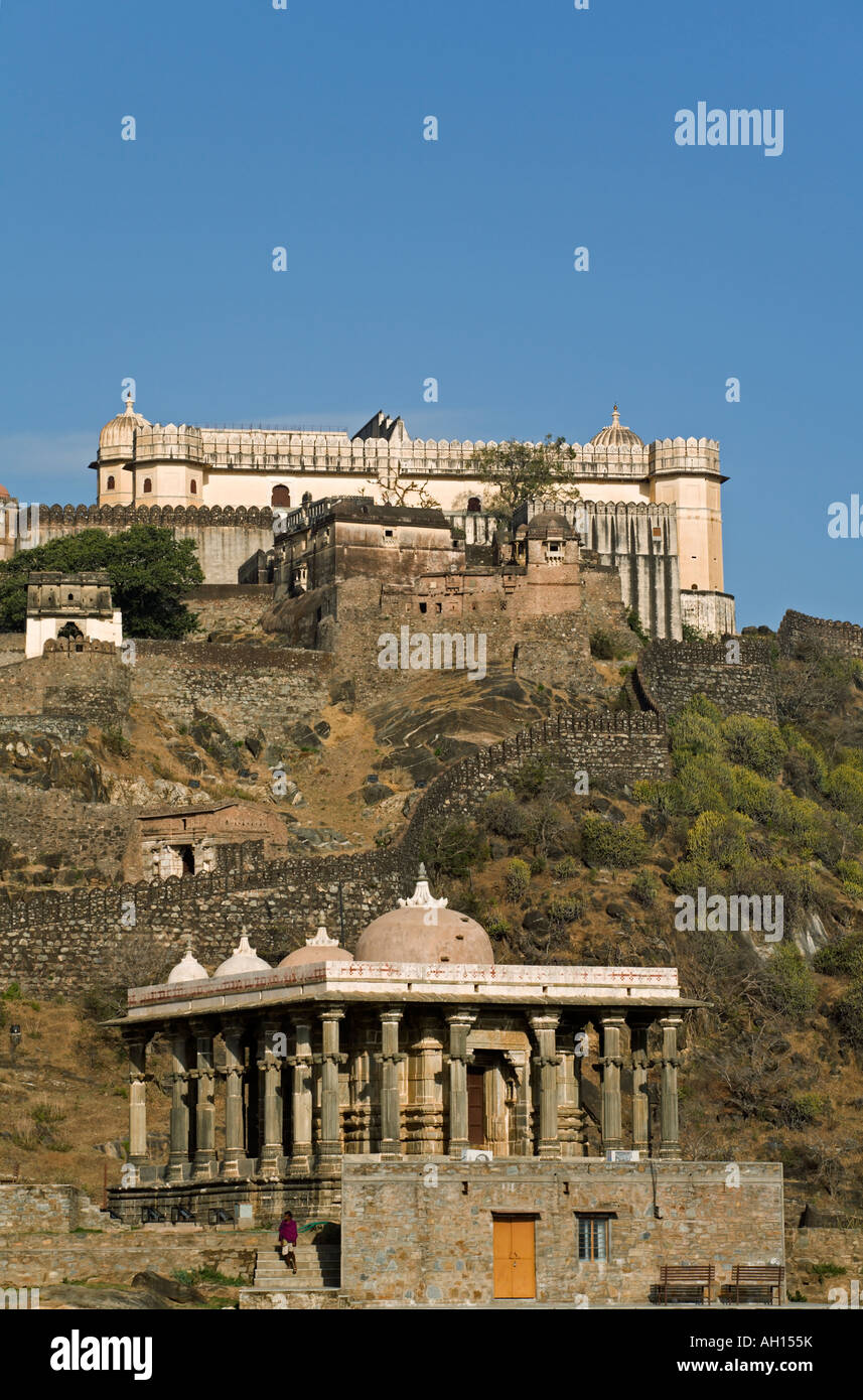 Hilltop palace Maharaja de Rana Kumbha Kumbalgarh dans le Rajasthan en Inde Banque D'Images