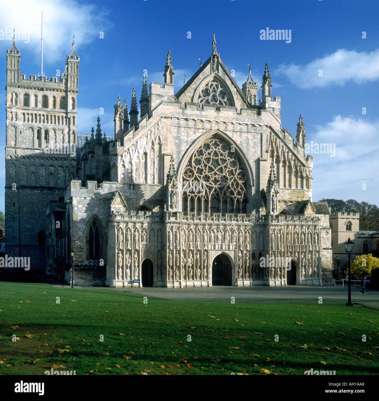 Avant de l'ouest de la cathédrale d'Exeter Banque D'Images