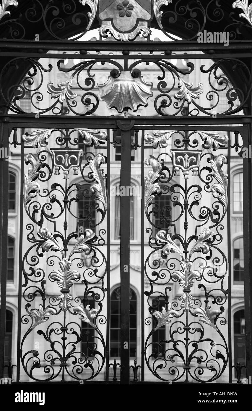 Gate à l'université, Eglise St Mary the Virgin, l'Université d'Oxford, Oxford, England, UK Banque D'Images