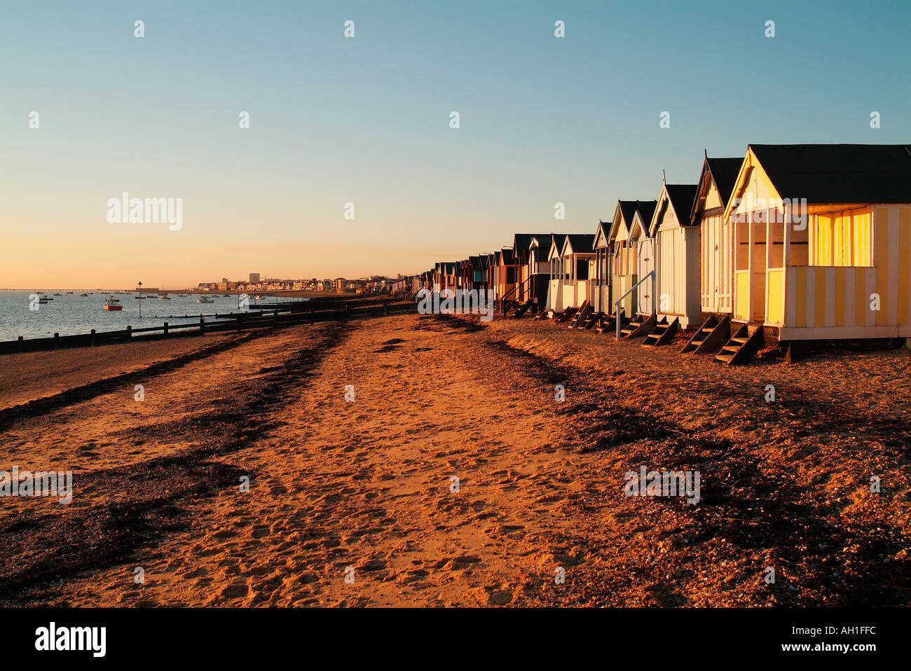 Cabines de plage, Southend, Essex, Angleterre Banque D'Images