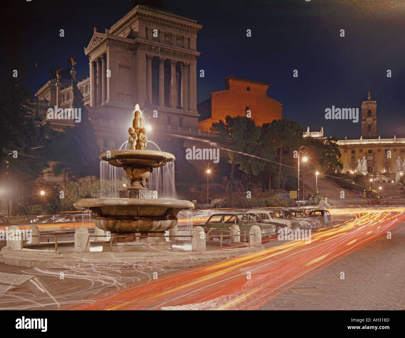 Victor Emmanuel Monument Rome Italie et la fontaine Banque D'Images