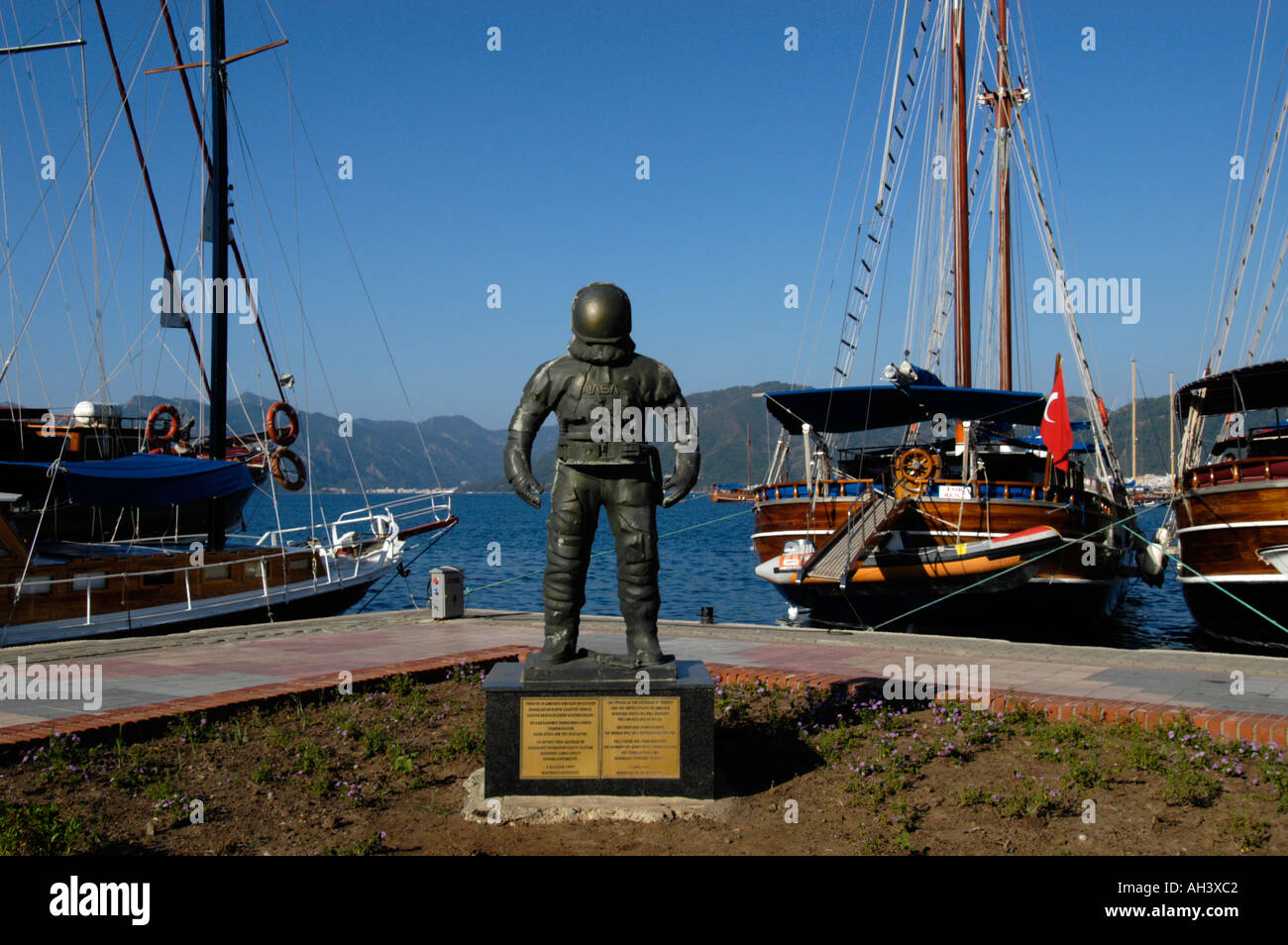 Sculpture de l'astronaute de la NASA sur le front de Marmaris Turquie Banque D'Images