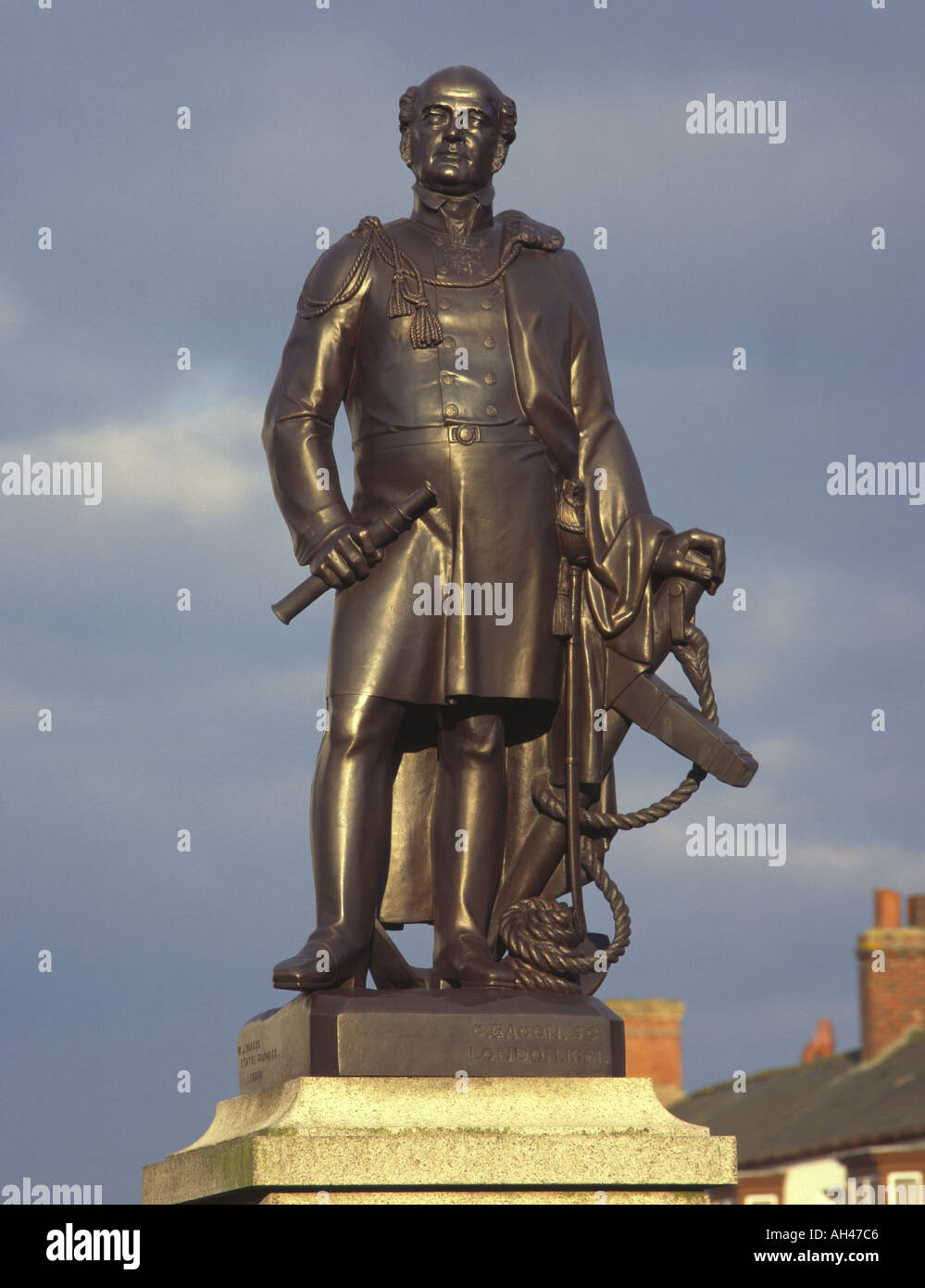 Stature de Sir John Franklin dans sa ville natale de Spilsby au pied du Lincolnshire Wolds UK Banque D'Images