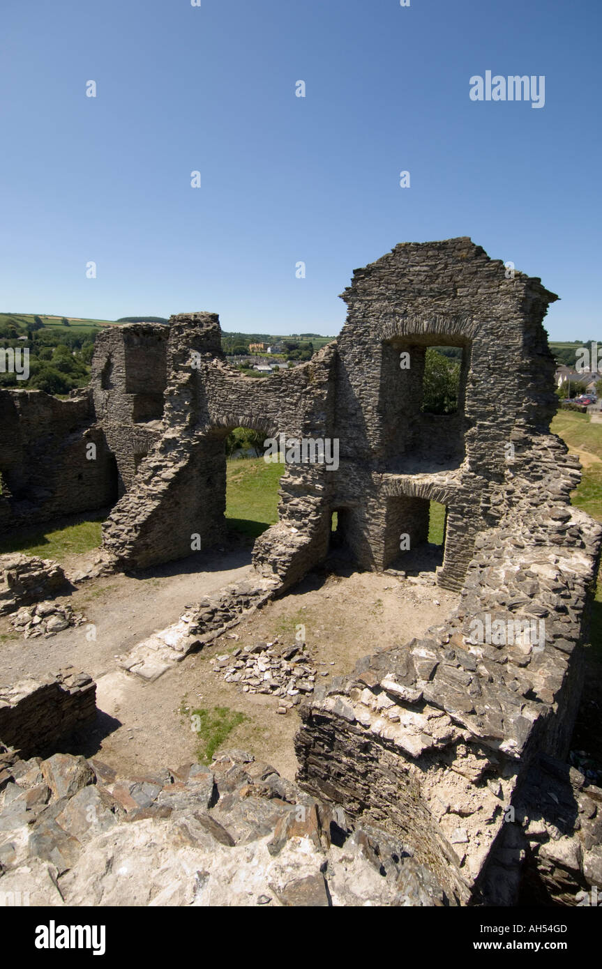 Ruines de château Newcastle Emlyn Carmarthenshire Wales Cymru Banque D'Images