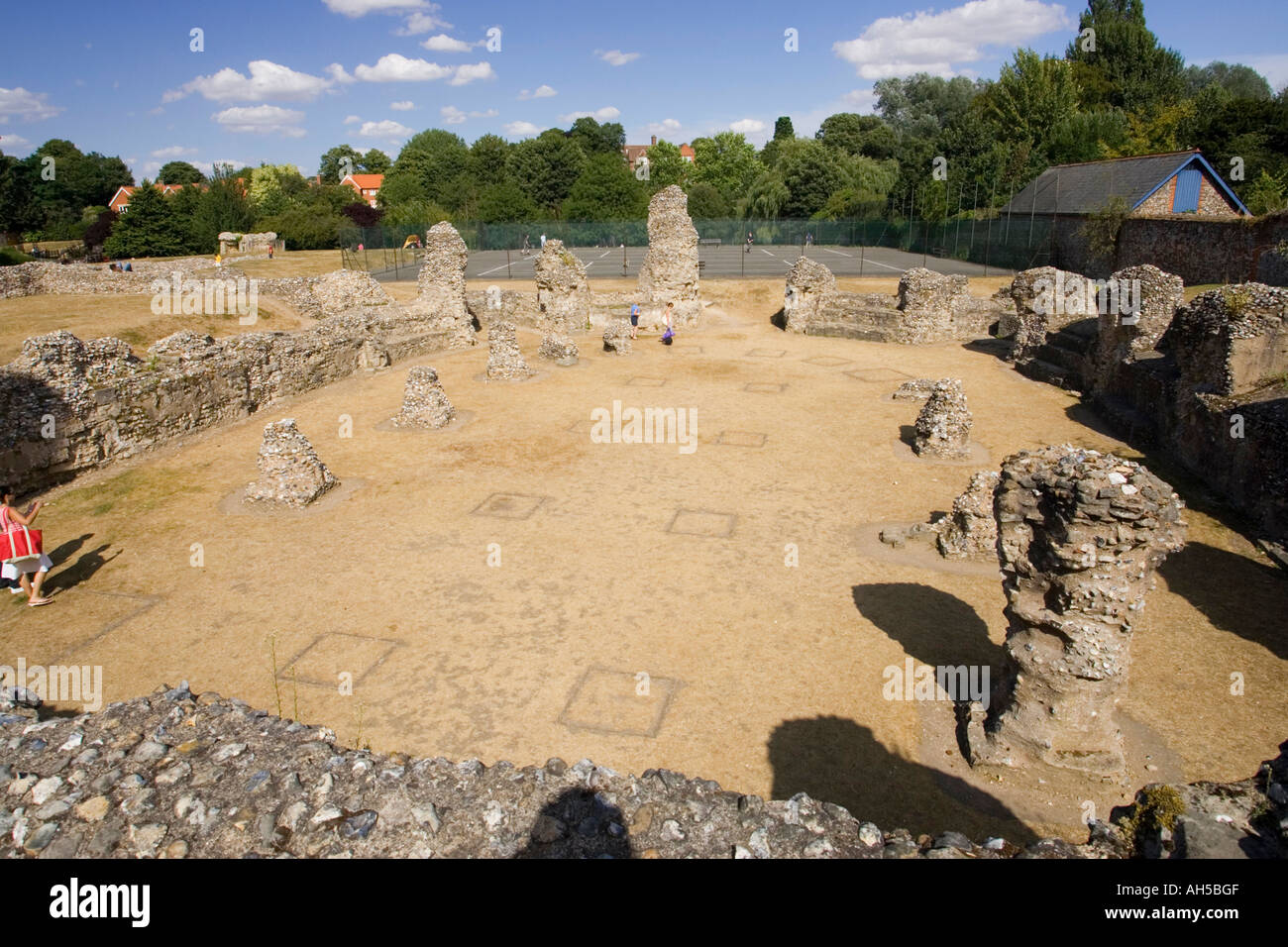Les ruines de l'ancienne abbaye de Bury St Edmunds dans le Suffolk, UK Banque D'Images