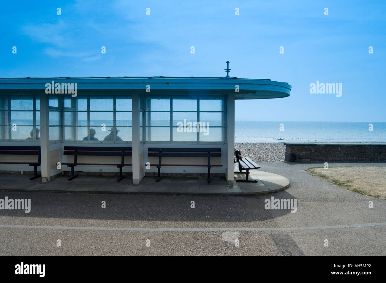 Art déco en bord de refuge à Worthing, promenade Banque D'Images