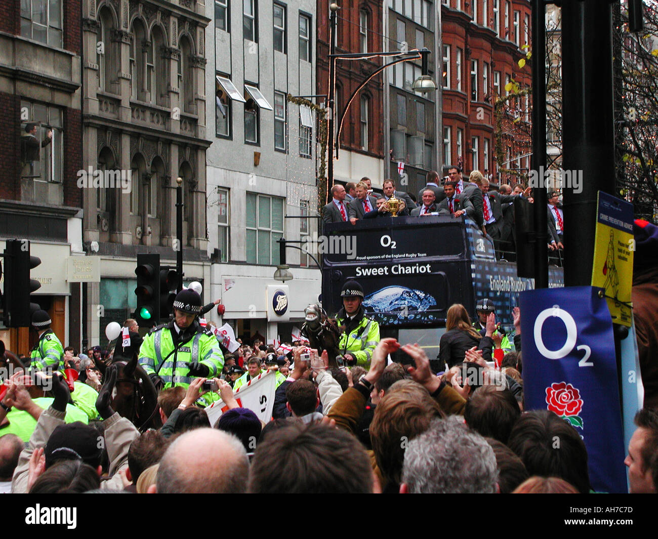 England Rugby World Champions 2003 Revue de la Victoire sur Sweet Chariot à travers le centre de Londres UK Banque D'Images