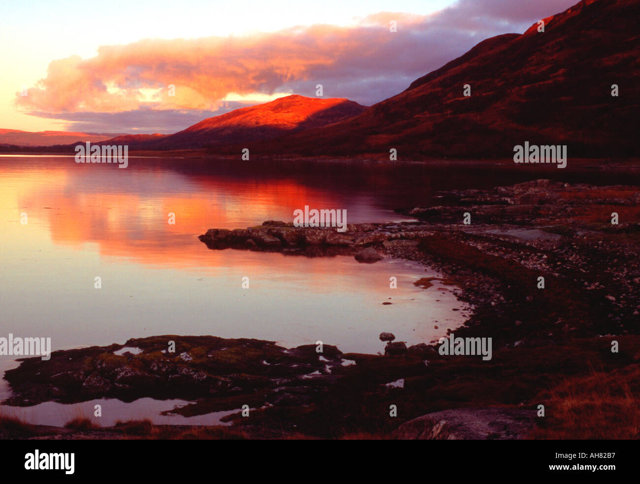 Soleil du soir Loch na Keal Isle of Mull Banque D'Images