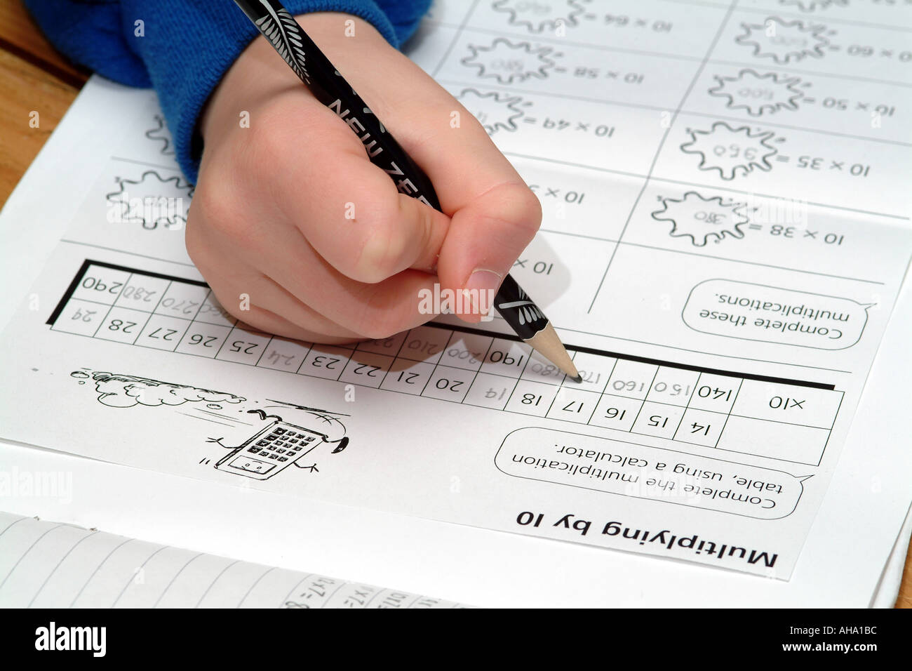 Multipliez par 10 fois devoirs mathématiques Table Banque D'Images
