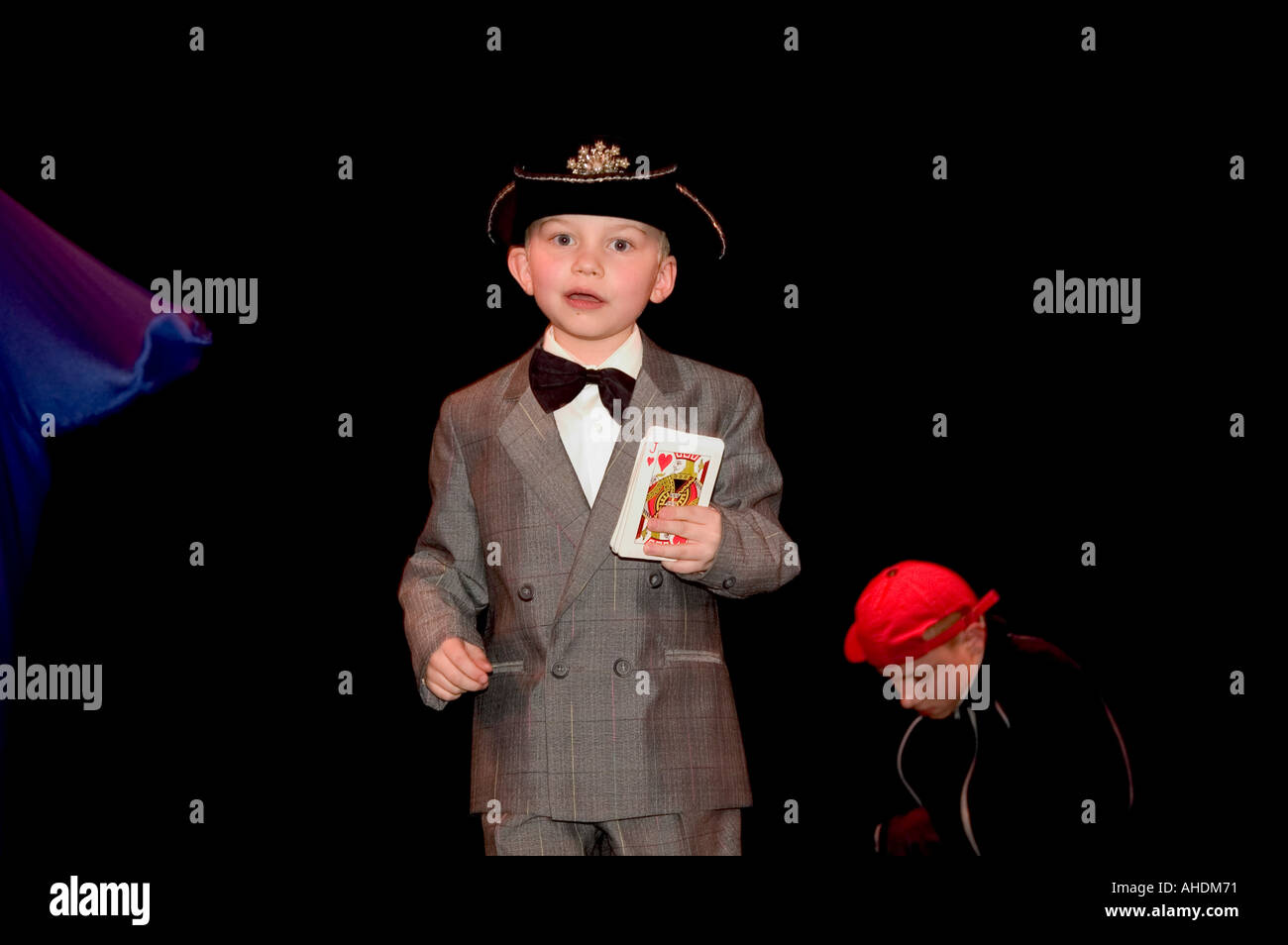 Jeune illusionniste sur scène des enfants de Philadelphie Pennsylvanie,montrer ,,USA Banque D'Images