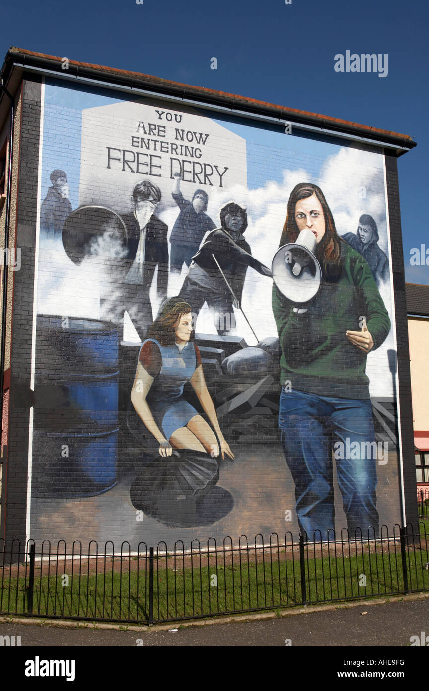 Bernadette à la bataille de l'Bogside , partie de la People's gallery murales en son sommet de la rue de l'zone bogside de Derry Lo Banque D'Images