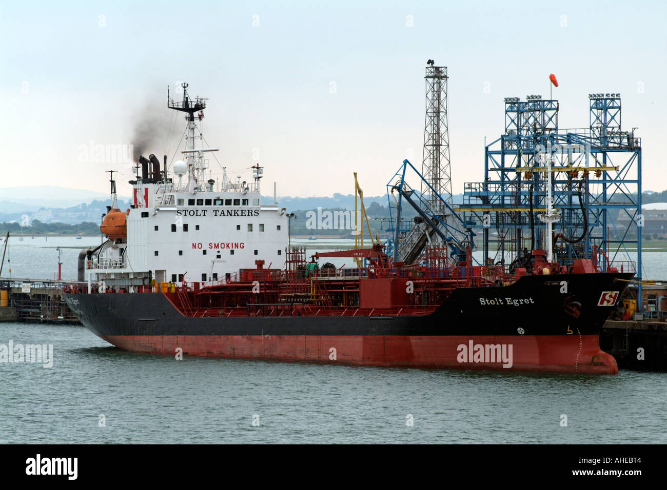 MV Stolt Egret alonside Fawley oil Terminal sur l'eau du sud de l'Angleterre Royaume-uni Southampton Banque D'Images