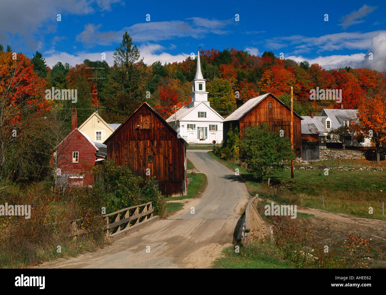 États-unis d'Amérique, New York, Grange et Église attend River Banque D'Images