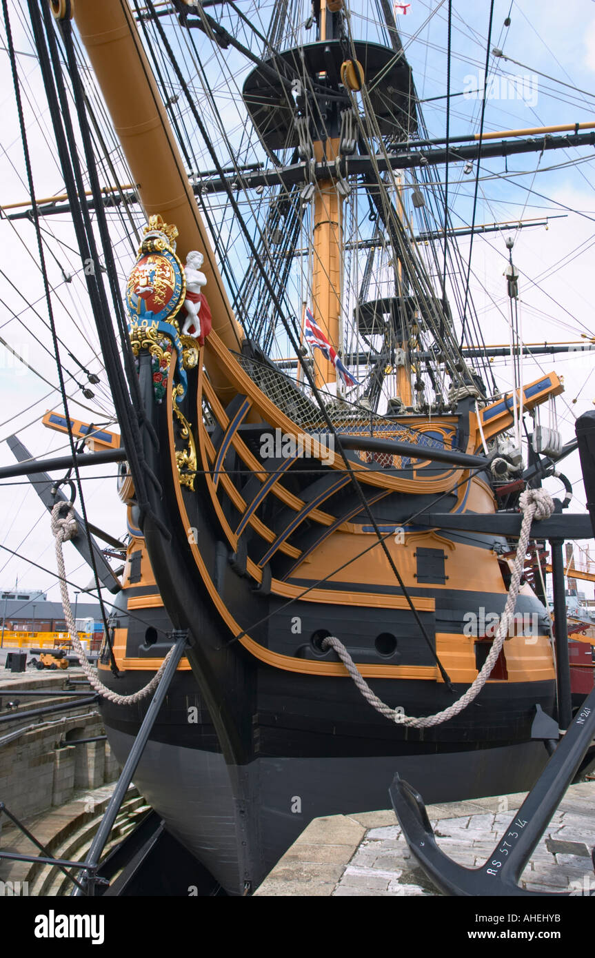 HMS Victory à Portsmouth Historic Dockyard Hampshire Angleterre Banque D'Images