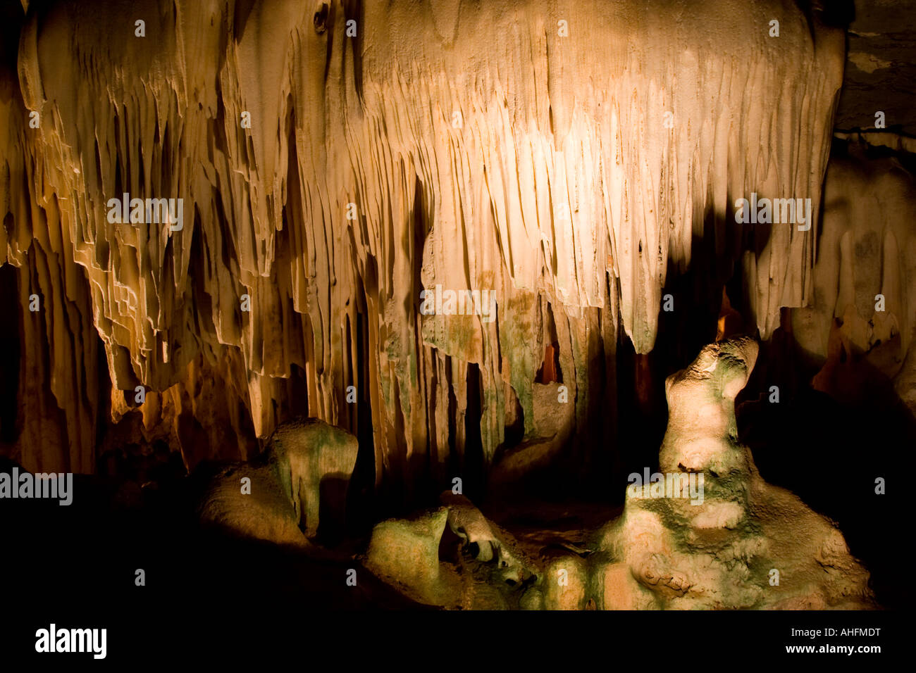 Intérieur de la grotte Maquiné Banque D'Images