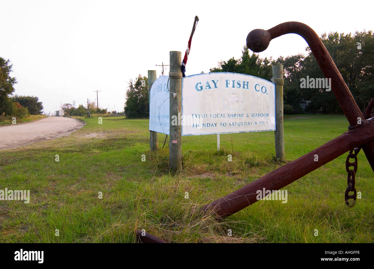 Le marché des fruits de mer de la Gay Fish Company à Beaufort, Caroline du Sud, États-Unis, une icône locale connue pour ses crevettes fraîchement pêchées et son patrimoine côtier régional. Banque D'Images