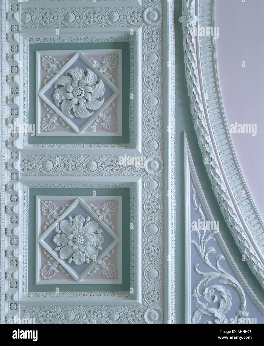 Somerset House, Courtauld Institute, Londres, 1780 - 1800. Détail de gypseries au plafond. Architecte : William Chambers Banque D'Images
