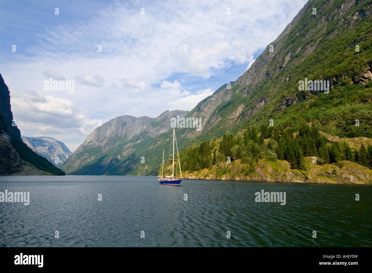 Aurland Naeroyfjorden située en Norvège Banque D'Images