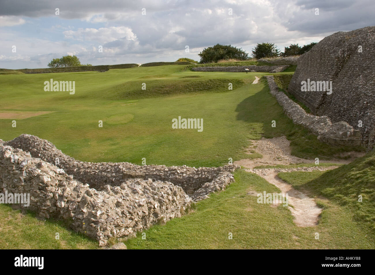 Les ruines de Old Sarum Castle Salisbury Wiltshire England UK Banque D'Images