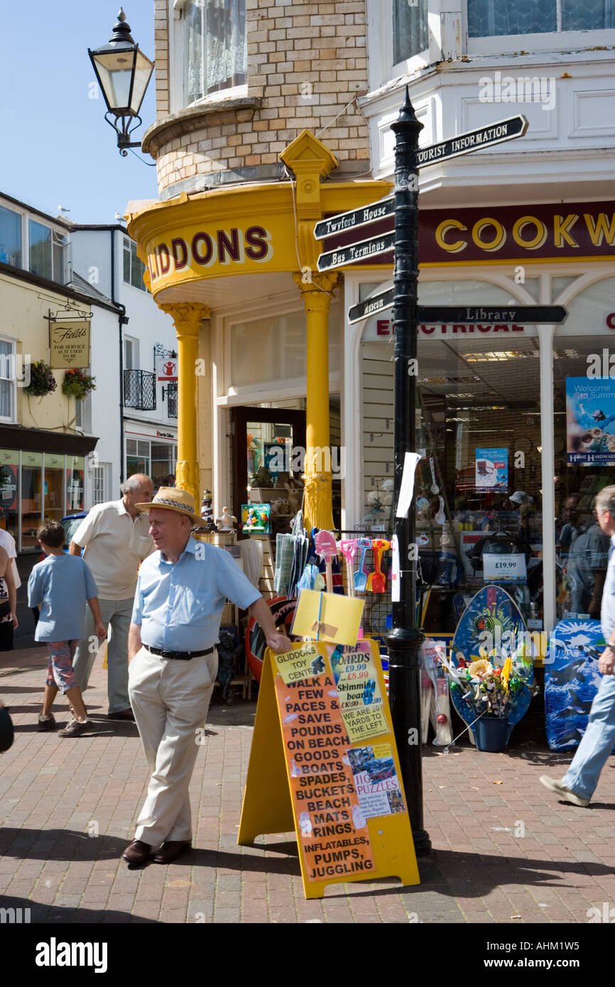 Le centre-ville de Sidmouth en été, Devon, Angleterre Banque D'Images