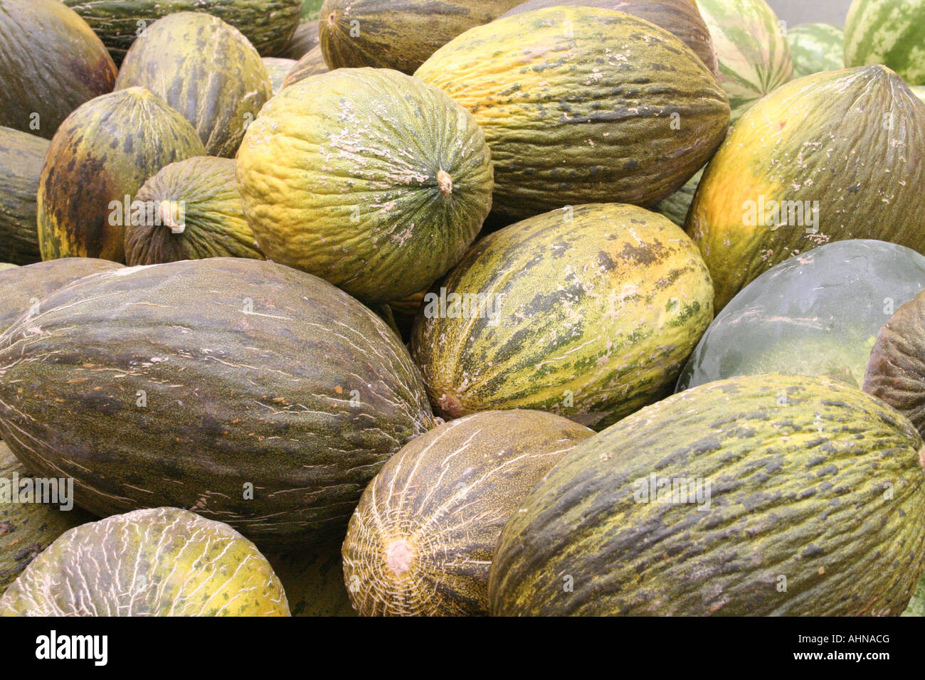 Les melons d'eau à l'arrière du camion dans Calasetta, St Antioco, Sardaigne, Italie Banque D'Images