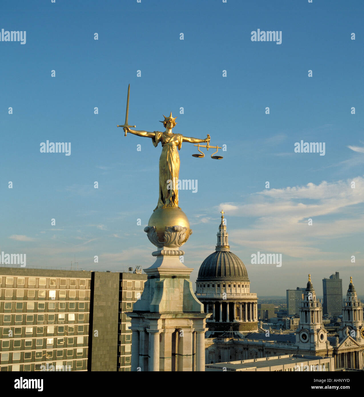 La cour pénale Old Bailey à Londres vue aérienne Banque D'Images
