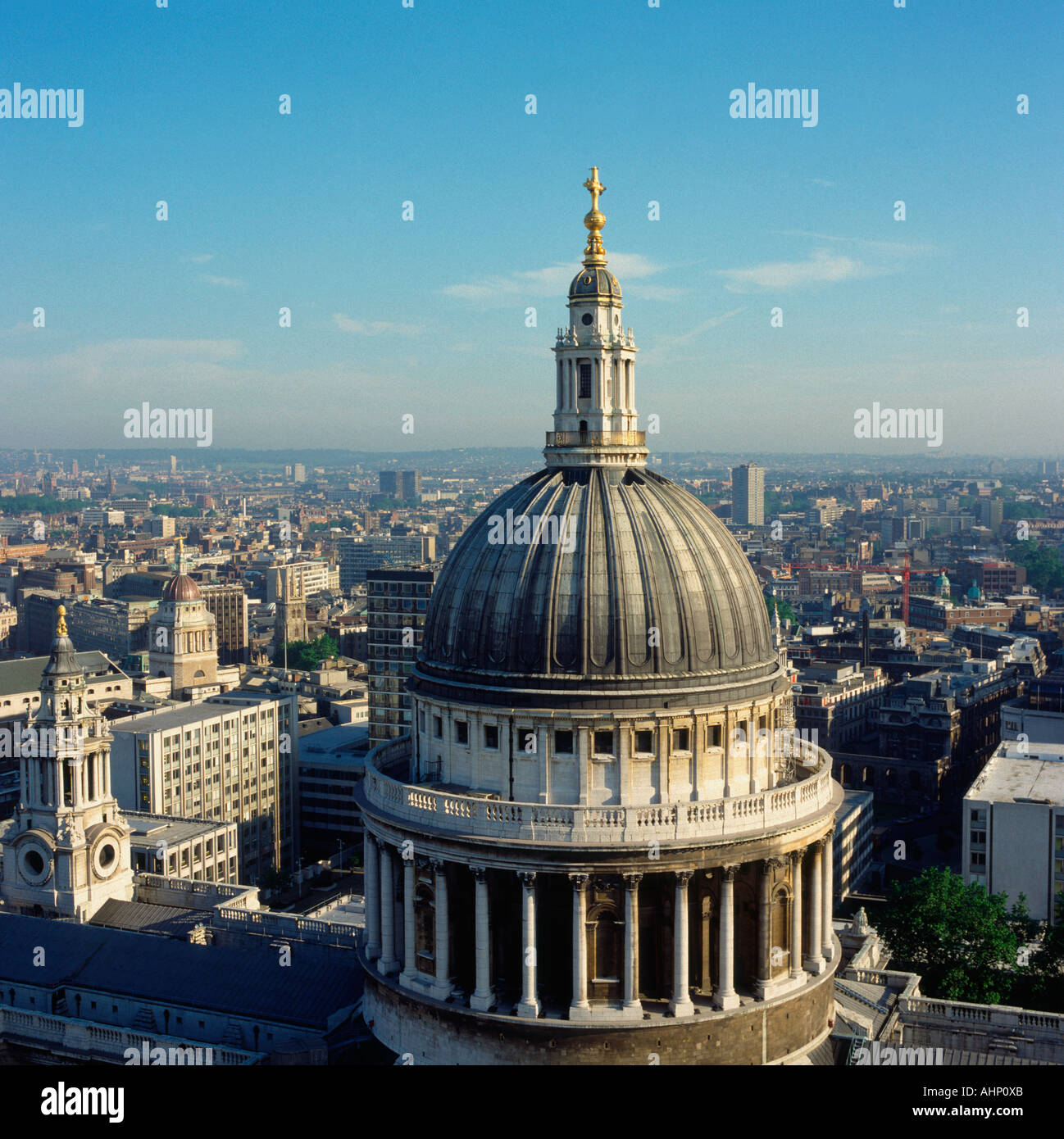 Cathédrale St Paul Dome et skyline London UK Vue aérienne Banque D'Images